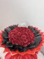 Premium Red Glitter Freestanding 101 Soap Rose Bouquet - Image 3