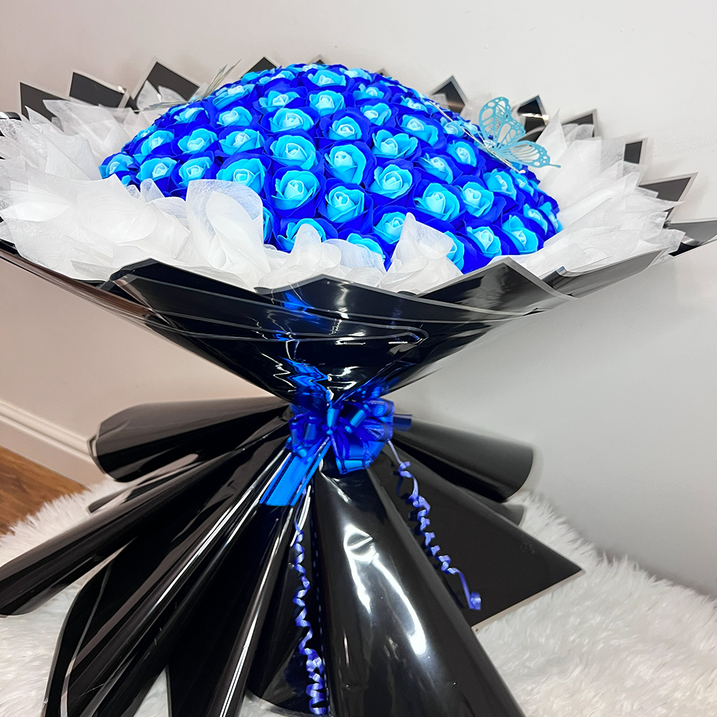 product cover copy Freestanding Blue Double-tone 101 Soap Rose Bouquet - Image 1