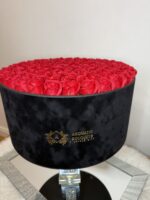 The Grand Noir 101 Rose Collection - Image 3