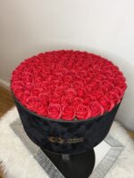 The Grand Noir 101 Rose Collection - Image 4