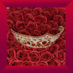 Royal Crimson Majesty bouquet - Image 3